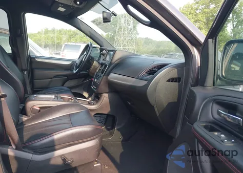 2017 Dodge Grand Caravan Gt z USA, uszkodzony, nr VIN 2C4RDGEG1HR698386